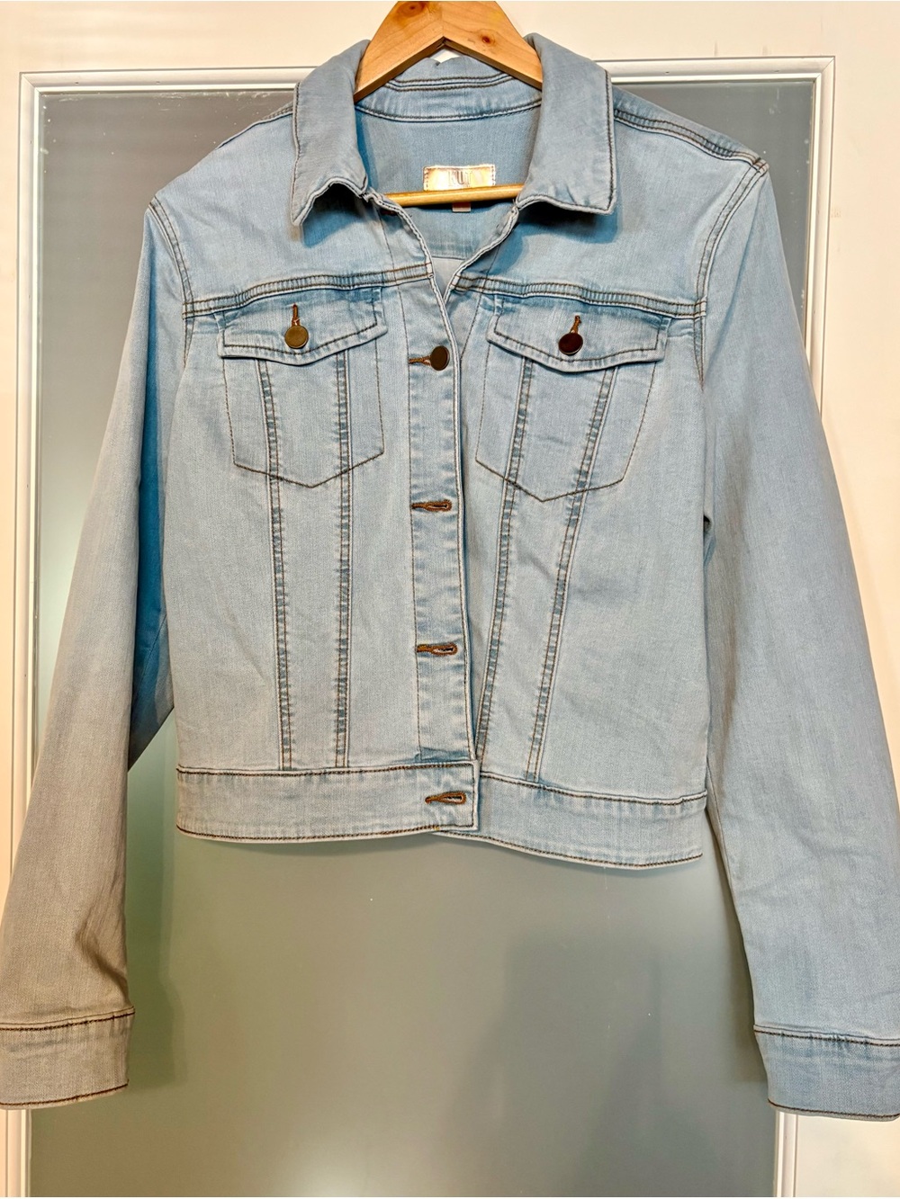 Kut from the Kloth NWOT Light Wash Denim Jacket - Classic Trucker Style